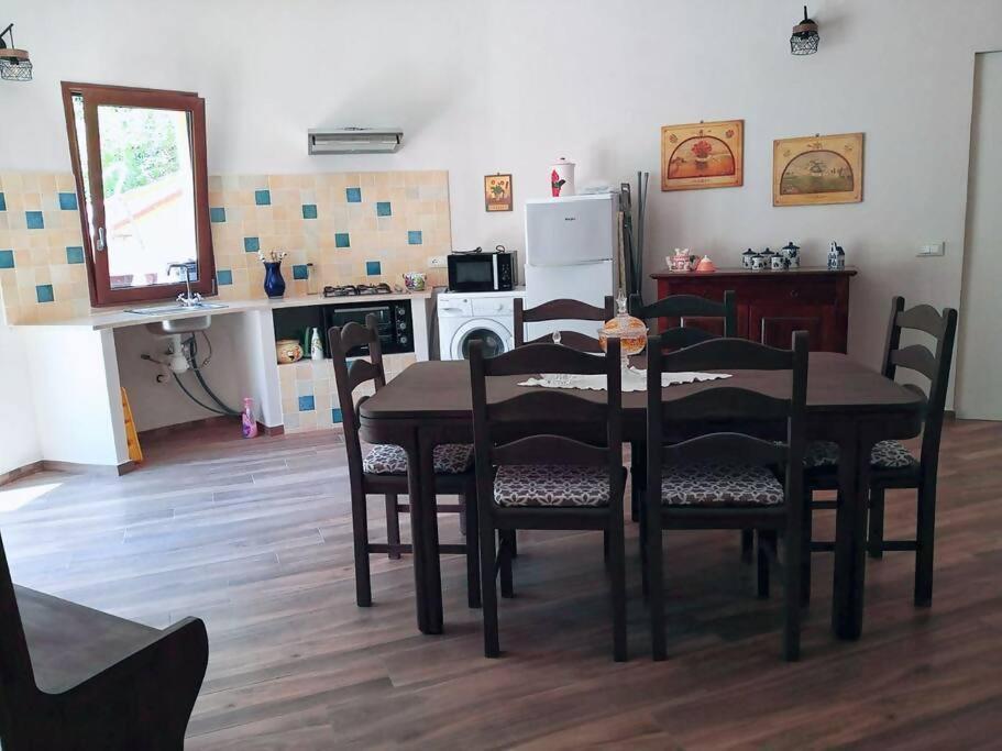 Da Nonna Cettina Appartamento In Villa Con Piscina Palermo Buitenkant foto