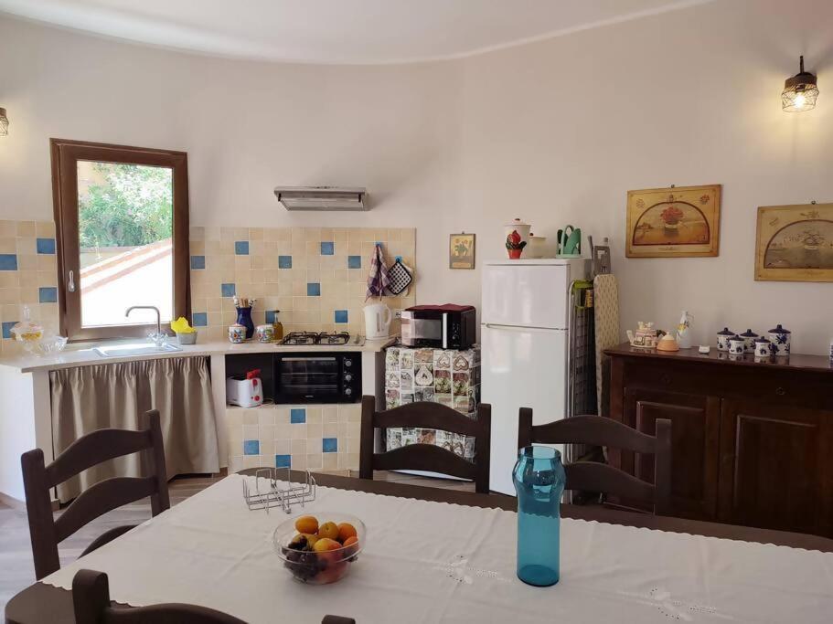 Da Nonna Cettina Appartamento In Villa Con Piscina Palermo Buitenkant foto